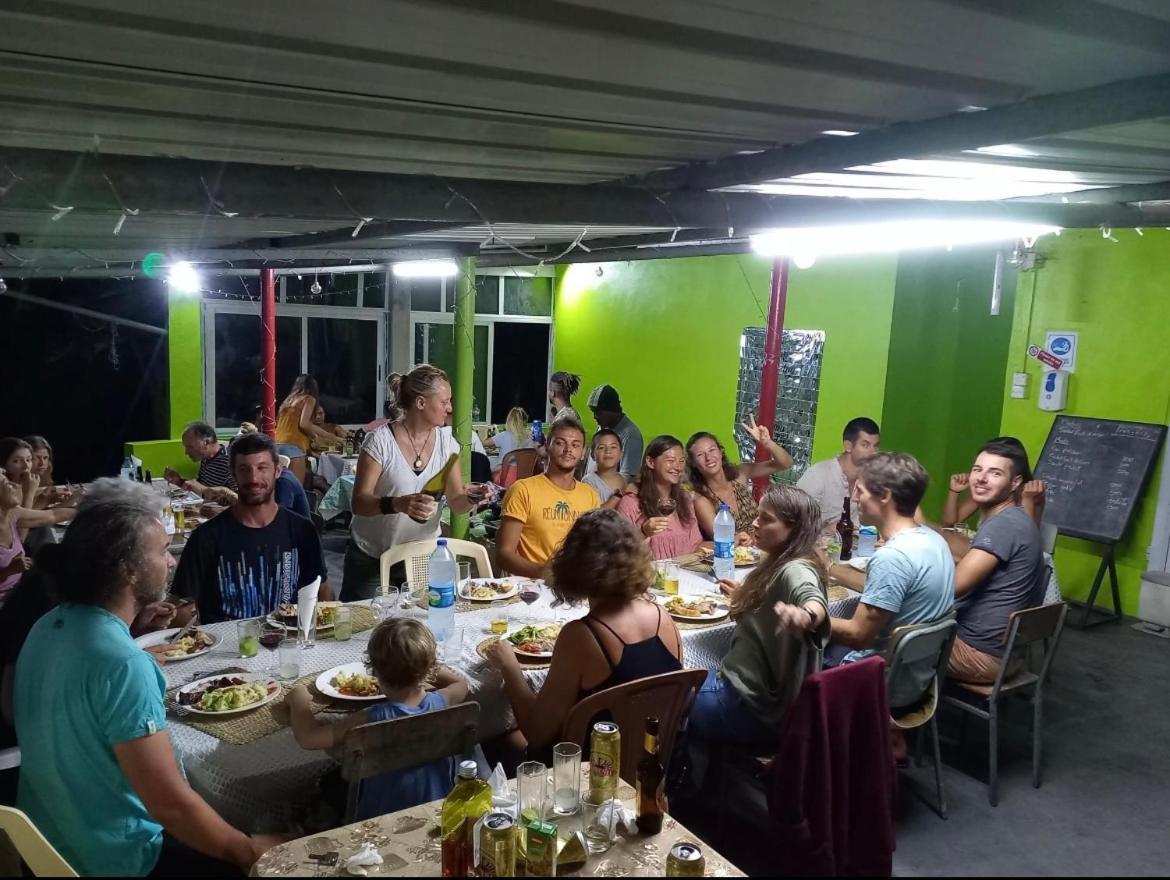 Tilapasse Resto & Guest House Port South East Екстериор снимка